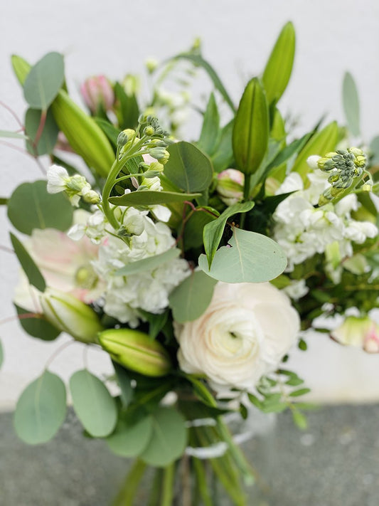 Le charmant bouquet de fleurs de saison - Les jolies fleurs